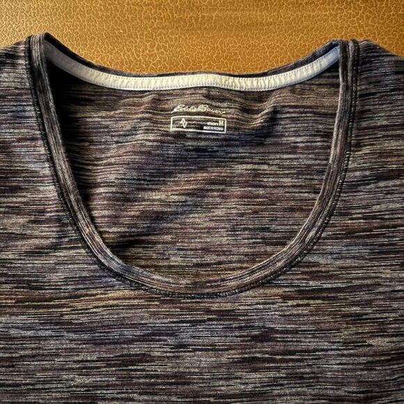 Eddie Bauer Short Sleeve Shirt - Size Medium - Picture 2 of 2